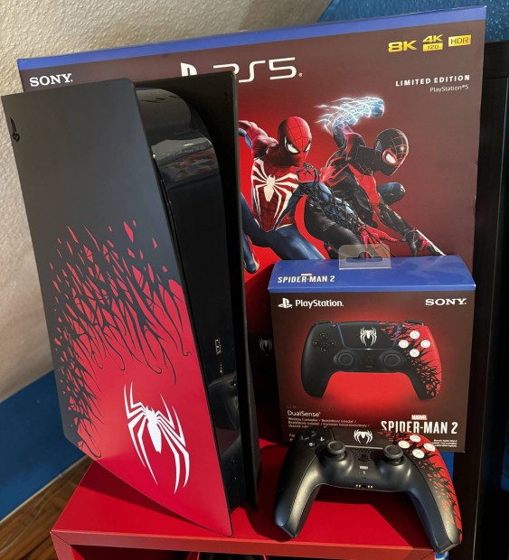 Playstation(R)5 - Marvel's Spider-Man 2 Limited Edition Bundle