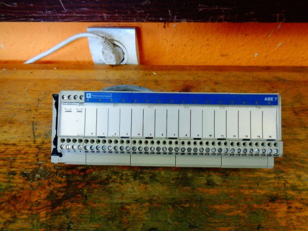 Plc output modul elektromechanikus kimeneti rel ( 5978 )