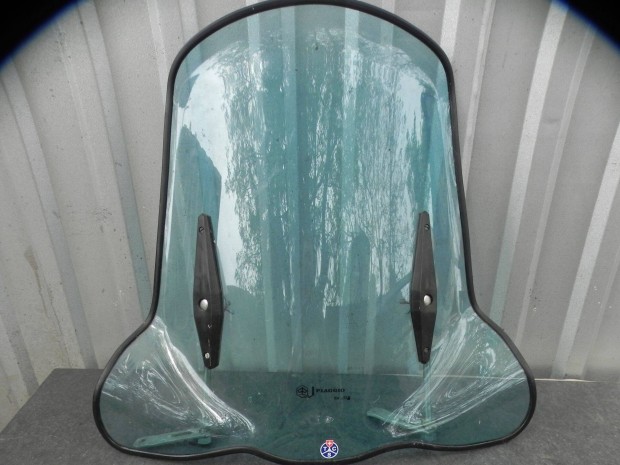 Plexi-szélvédő Piaggio vespa sajnos a pontos tipust nem tudom régi ipu