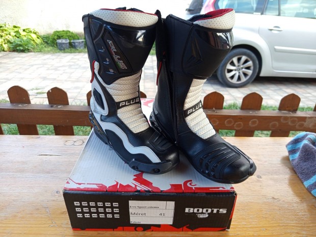 Plus Evo Sport csizma 41. -es