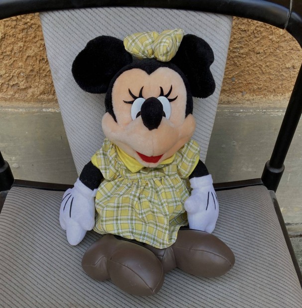 Pl�ss Mini eg�r figura