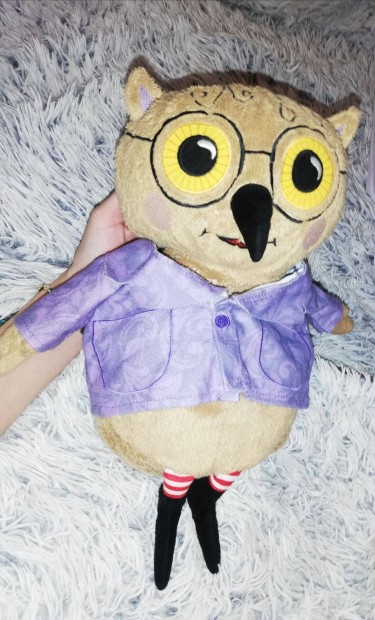 Plüss bagoly ruhában 37 cm