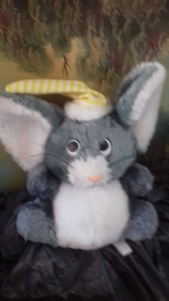 Pl�ss eg�r figura 20cm