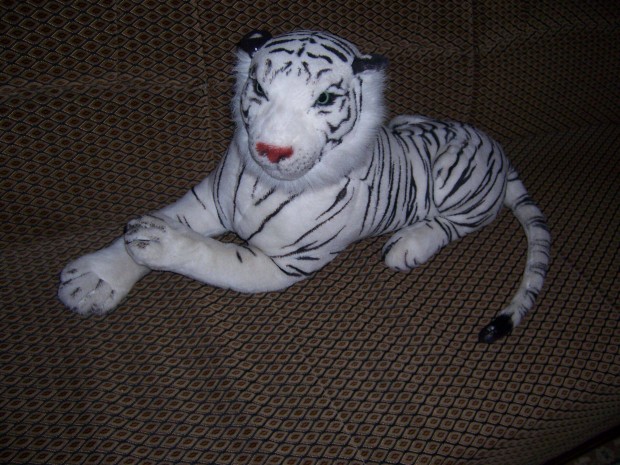 Plüss fehér tigris