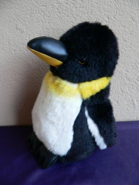 Plss pingvin figura