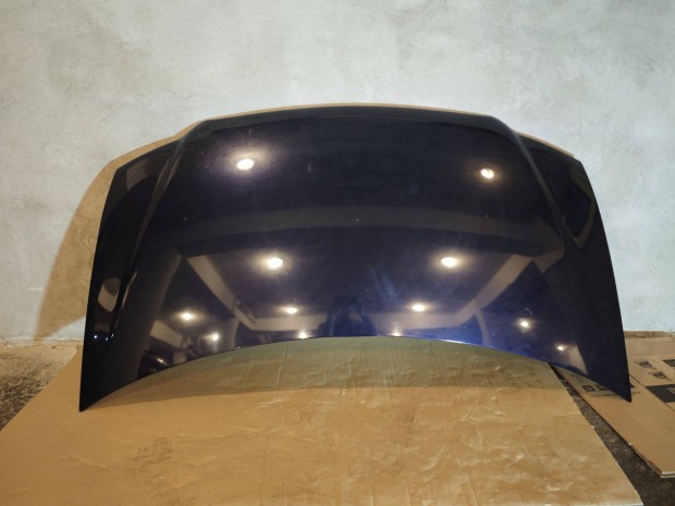 Plymouth Grand Voyager motorháztető 5139668AA