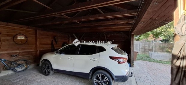 Pog�nyi 129 nm-es h�z elad�