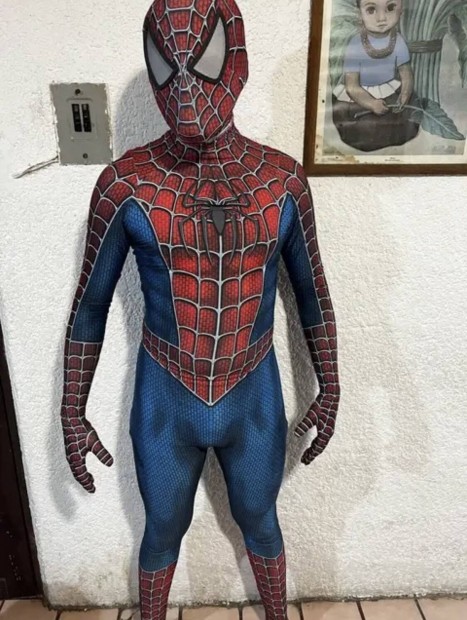 Pkember Spiderman jelmez Halloween cosplay