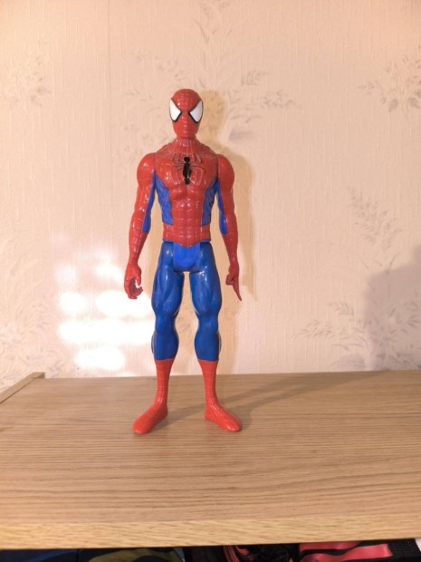 Pkember figura 30 cm