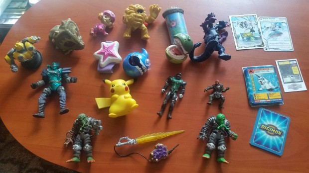 Pokmon figurk, Litten, nagy plakt, szrny-figurk, Digimon-krtya