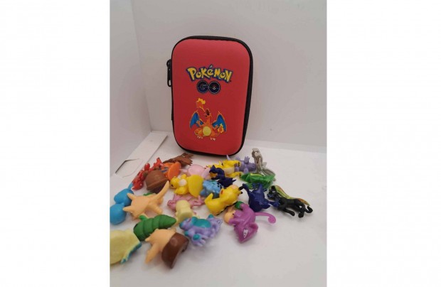 Pokmon tok 24 darab mini figurval