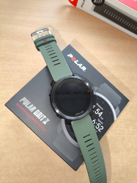 Polar Grit X óra minden tartozékkel + szíj