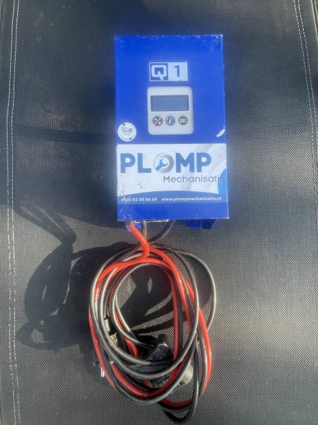 Polar Q1 Akkumlátor töltő