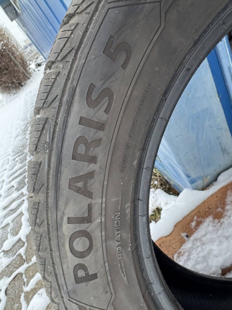 Polaris t�ligumi 235/55/18
