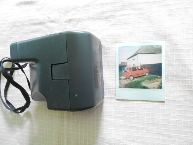 Polaroid 636-os kamera /Elkelt!/
