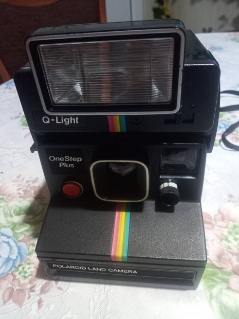 Polaroid retr fnykpezgp.