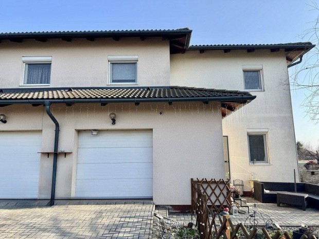 Polg�rdiban Lak�parki Lak�s Elad�!!!