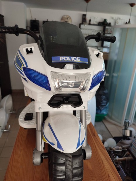 Police gyermek akkus kismotor elad