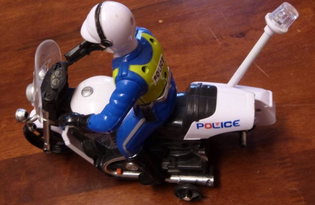 Police motoros rendőr rendőrmotorral - hiányos