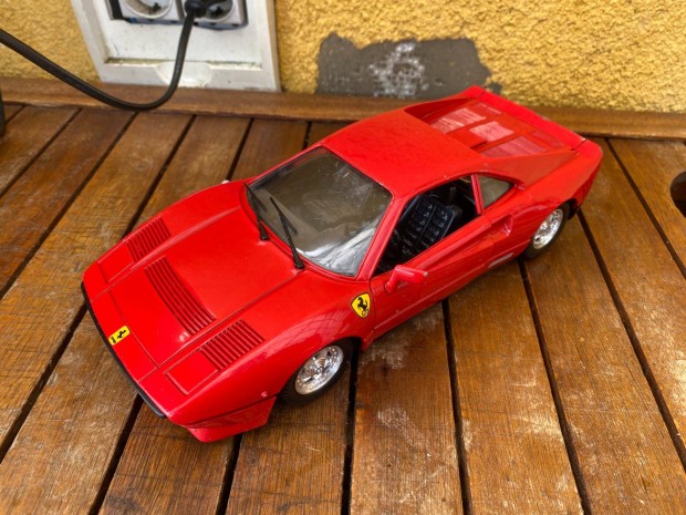 Polistil Ferrari GTO 1:16 Model aut
