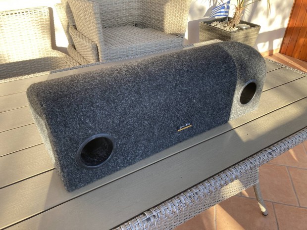 Polk Audio C4 retro melynyomo