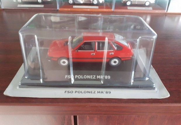 Polonez MR'89 FSO kisauto modell 1/43 Elad