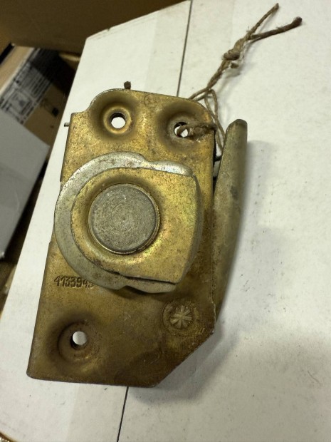 Polski Fiat 125 124 jobb hátsó ajtózár szerkezet