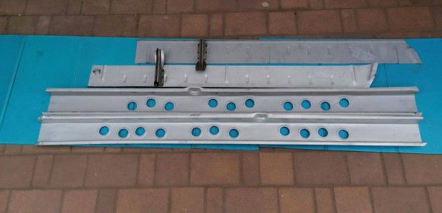 Polski Fiat 125 eredeti gyri Bels s als kszbk