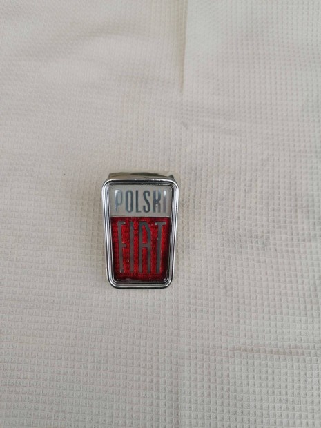 Polski Fiat 125 korai évjárathoz gyári új diszrács embléma