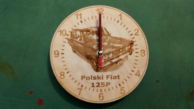 Polski Fiat 125 mints falira