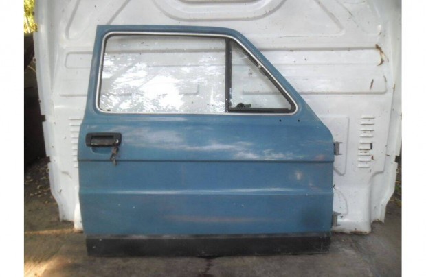 Polski Fiat 126 jobb ajt /komplett