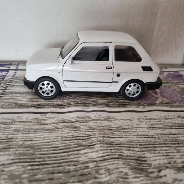 Polski Fiat 126 model