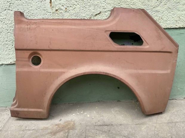 Polski Fiat 126p bal hátsó sárvédő