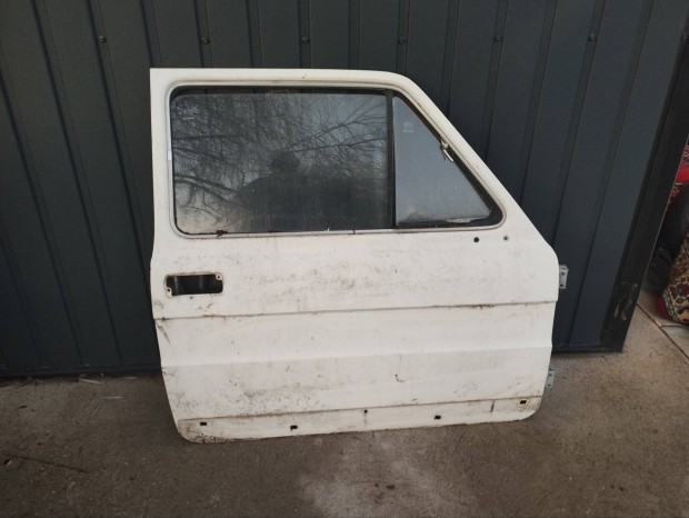 Polski Fiat 126p kispolski kispolszki jobb oldali ajt 