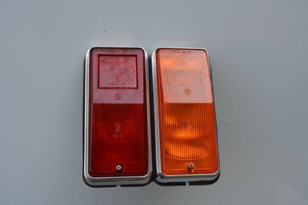 Polski fiat 125 j eredeti jobb hts lmpa rgi kivitel krm szegly