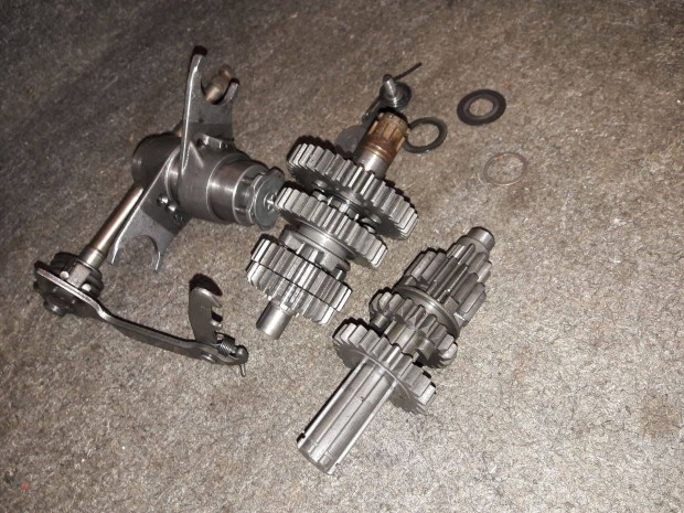 Polymobil 110 cm3 gy�ri komplett v�lt� szett