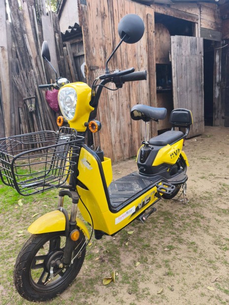 Polymobil Emob-36B elektromos kisrobogó