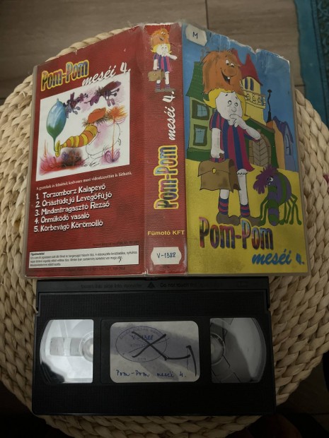 Pompom mesi 4 vhs