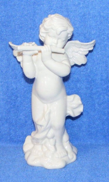 Porceln angyal figura, dsztrgy