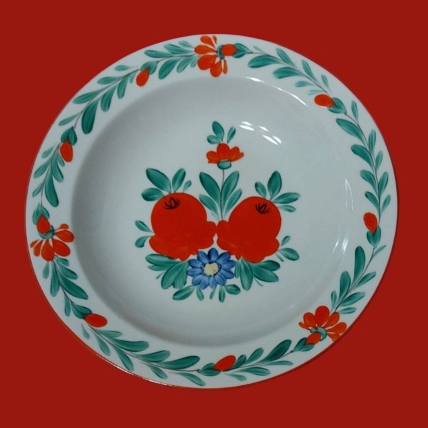 Porcelán falitányér virágmintás dekorral