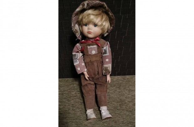 Porcelán fejű fiú baba 40 cm / porcelánbaba