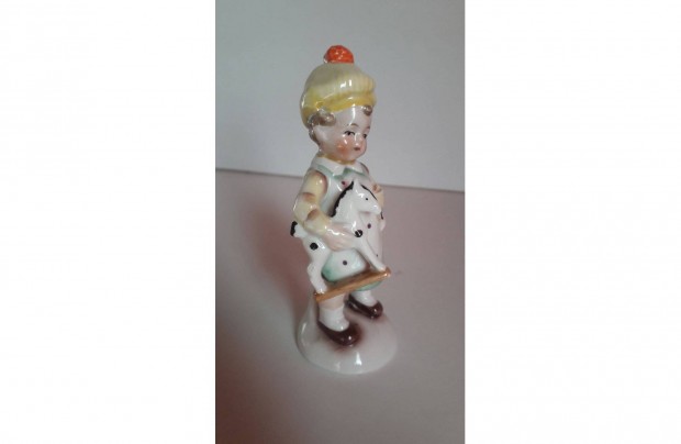 Porceln figura kisfi jtk lval 12 cm hibtlan