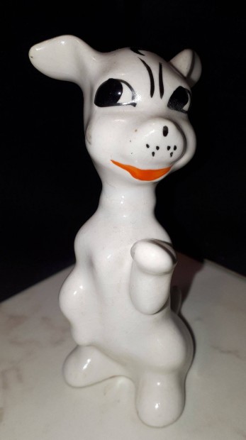 Porceln kutya nipp 10 cm magas