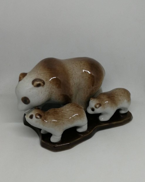 Porceln panda csald!