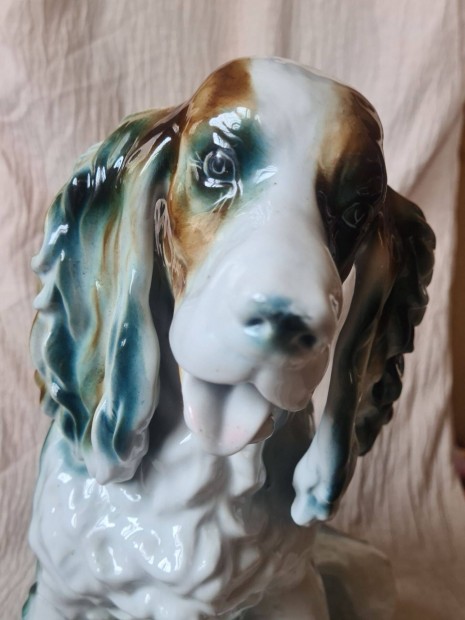 Porceln spaniel kutya elad