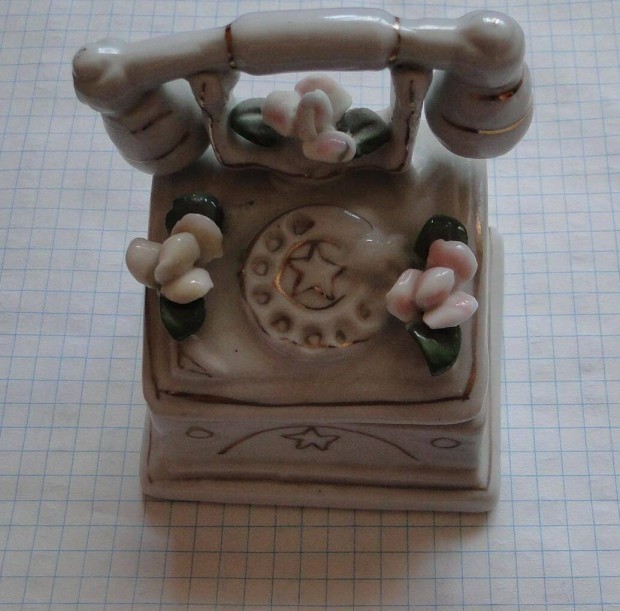 Porceln telefon kszertart elad, csere