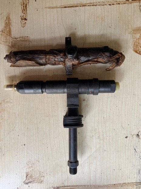 Porlasztcscs 2 fajta teljesen j, vmilyen orosz gpjrmhz Elad