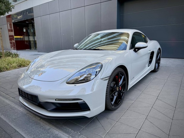 Porsche 718 Cayman S GTS!