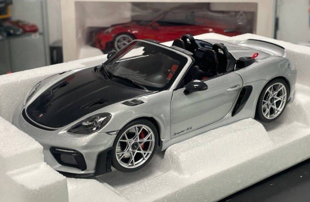 Porsche 718 RS Spyder Weissach Package 2023 1:18 Norev 187270