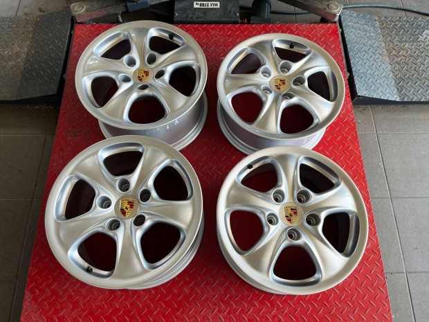 Porsche 911 996 17" 5x130 gyri ktszles alufelni 17 coll